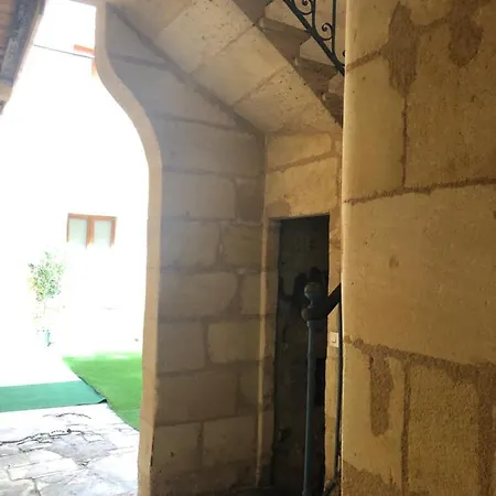 * Hyper Centre*local A Velo * 보르도